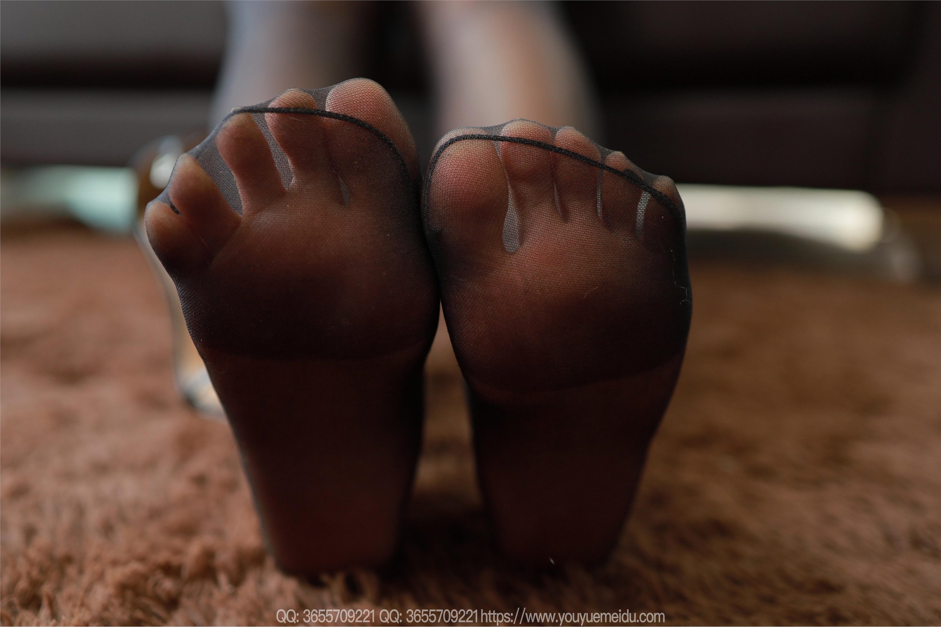 IESS异思趣向  2025.05.09 丝享家 2049 婉萍《一字高跟（上）》